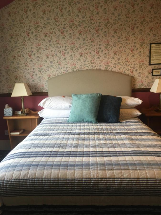 Regency House Bed & Breakfast วอลตัน-ออน-เดอะ-เนซ ภายนอก รูปภาพ