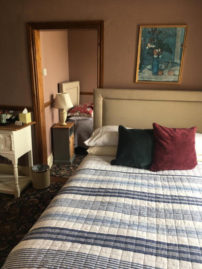 Regency House Bed & Breakfast วอลตัน-ออน-เดอะ-เนซ ภายนอก รูปภาพ